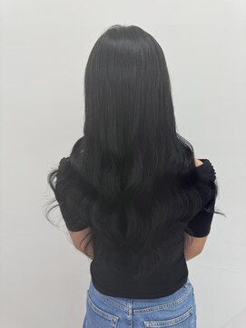 ロサ ファイブヘアー(Rosa..5Hair) ブルベ冬にオススメ!漆黒ロング!