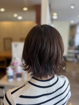 大人の明るめ♪ベージュブラウン×ボブ