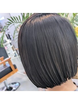 ツヤツヤブルーブラック