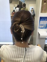 プランタンアヴェダ(printemps AVEDA)&nbsp;夜会巻き