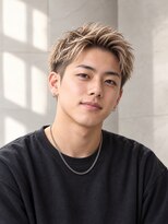 ORO MEN'S 緑地公園【オーロ/メンズ/眉毛/アイブロウ/メンズカット/メンズパーマ】&nbsp;【ブリーチカラー】ミルクティーベージュ束感ショート