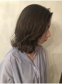 ヌーディーベージュ 大人ミディアム アンニュイウェーブ