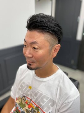 コパークヘアー(COPARK HAIR) 自然に後ろに流し気味なスタイル