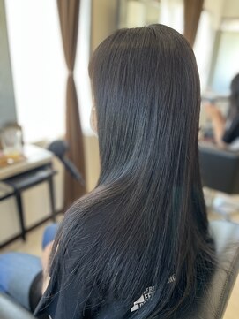 コア フィール ア デイ(COIFFURE A DAY) 【M3D ロング】当店人気メニューM3Dトリートメント