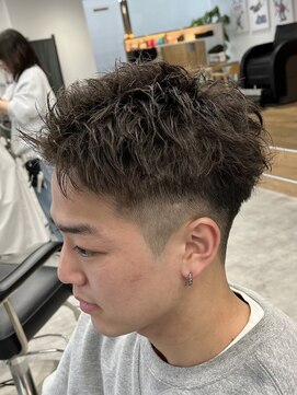 ラヴィズムバイフィフス(LUVISM by fifth) スパイキーショートベリーショート新潟万代