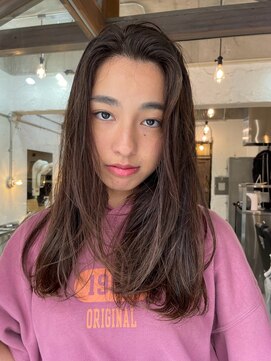 ヴァージ(Verge) レイヤーカット/ウェーブパーマ/前髪/こなれミディ[代官山駅]