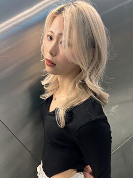 エイム(AiM) ホワイトベージュ