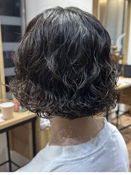 アピッシュ(apish 並木通り) しっかりヴィンテージパーマ