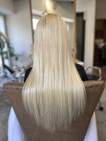 フツーロ 栄(FUTURO) プルエクステ