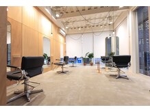 パークホワイト 代官山(PARK White)の雰囲気(スタイリッシュな内装と居心地の良い5席の贅沢ゆったり空間 )