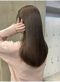 【 YUCCA 】大人可愛い20代30代ロング艶カラーくすみベージュ