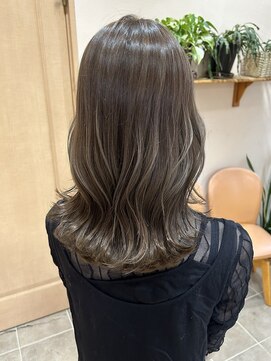 コウボウ(COUBOU) つやつやヘーゼルグレージュ