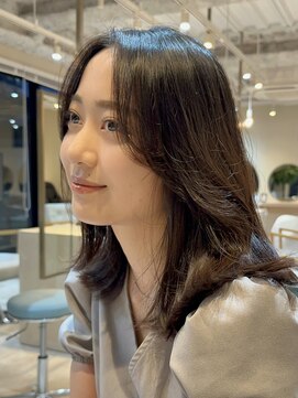 ザックジングウ 表参道(ZACC JINGU) ミディアム/顔周りカット/レイヤーカット