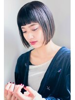 ワク(WAKU)&nbsp;【WAKU】眉上バングとシンプルツヤボブ　似合わせカット黒髪