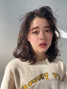 ネオリーブ クーロ(Neolive curro) おしゃれ★20.30.40代お定番ミディのゆるパーマ♪