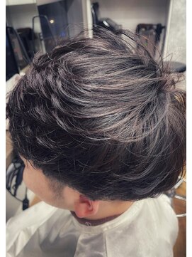 ヘアーデザイン アトリコ(Hair design attrico) ハイライトカラー/透明感/ニュアンスマッシュ