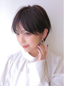 アグ ヘアー ジップ 本郷店(Agu hair zip)の写真/黄金比率がベースの繊細なカットは圧巻のプロ技!顔周りが命のボブ&ショートが大人気!