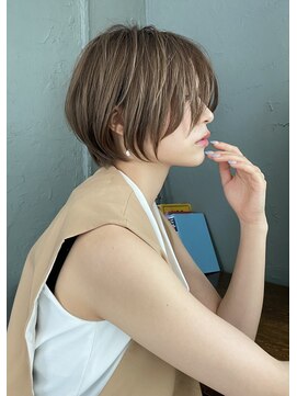 バンプ ギンザ(BUMP GINZA) 透明感カラー×大人美人ショートボブ【ERIKA】