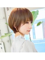30代40代50代耳かけショート前髪なしハンサムショートカット