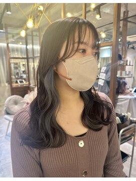 パルタージュ大宮イースト (PaRtage 大宮 East) インナーカラーアイスブルー＊宮部かおり 10代 20代 30代