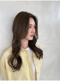 オリーブベージュ