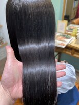 ルアナ(Luana)&nbsp;艶髪グラデーション