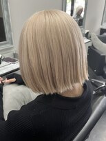 コト 福井大和田店(coto)&nbsp;福井　大和田　ハイトーンカラー　ホワイトベージュ　ボブ