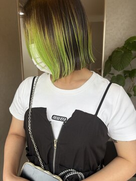 アイディー 高知(id) -高知 id-【白髪ぼかし】プレイングカラーライムグリーン