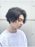 渋谷波巻きスパイラルパーマシャドウパーマメンズセンターパート