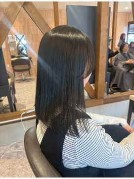 アヴァンス ジェイアール和歌山店(AVANCE.) 透明感ブラック