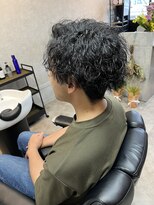 グローブ バーバー(GROVE BARBER)&nbsp;ツイストスパイラル　ツイスパ　メンズパーマ　縦落ちパーマ