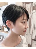 黒髪ハンサムショート