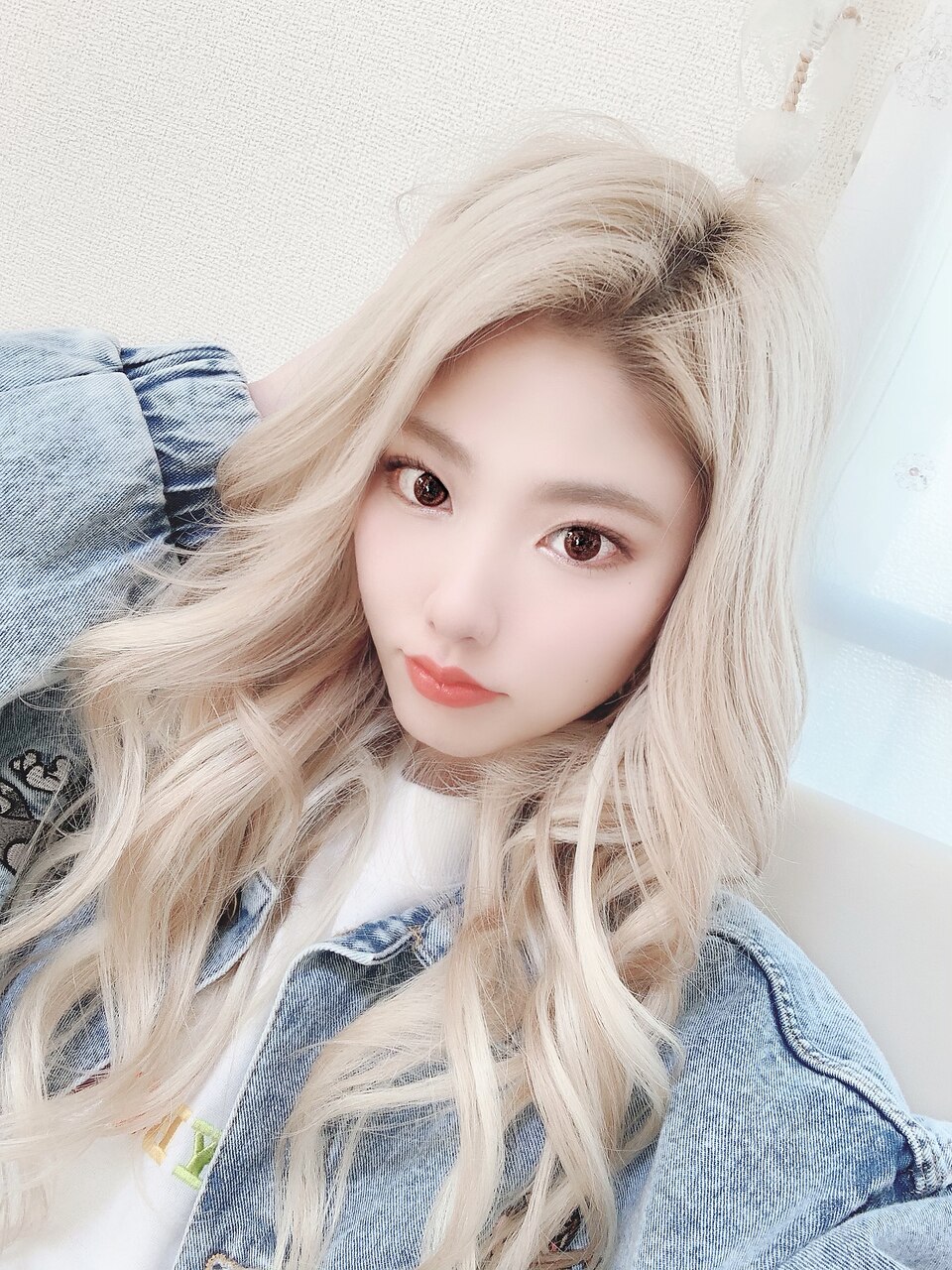 白っぽパールWhite☆ 【プルエクステ80本】：L058545468｜シェルティ