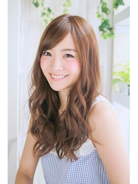 プティルカ ディーシー本店(PutiLuca D.C.) 大人フェミニンのミックスカールスタイル