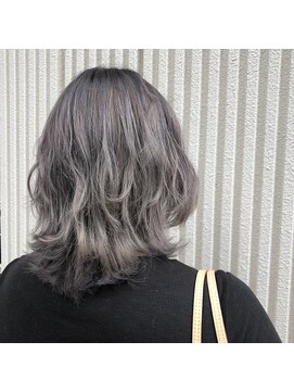 イル(iLu.) グレイウルフ