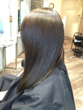 ロココ(rococo.) なめらかストレートヘア