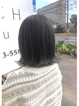 アーチ(ARCH) 切りっぱなしボブ×ディープグレー