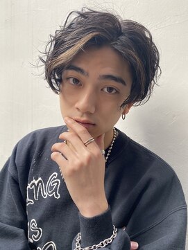 レオニード 表参道(LEONID) メンズパーマ サイドグラデーション スリークショート 佐々木