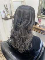 リッシュ(LisH)&nbsp;シャドウルーツグレージュ