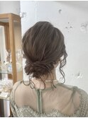 【ヘアセット RICCA 家田】お呼ばれルーズシニヨン♪