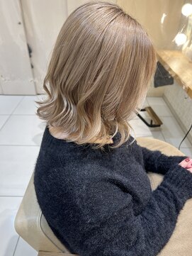 クレア本厚木(CREA) [Chii] ハイトーン　ホワイトグレージュ