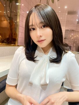 ルームバイシー 新宿(Loom. by Sea) 韓国風前髪/シルキーベージュ/グレージュカラー/斜めバング