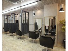 ノア ヘアデザイン 町田店(noa Hair Design)の雰囲気（お席はパーテーションで区切られて、お隣を気にせず過ごせます☆）