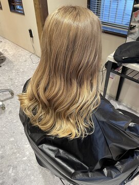 アヴァンス ジェイアール和歌山店(AVANCE.) ブランドベージュ