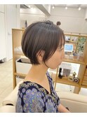 柔らかいシルエットの丸みショート