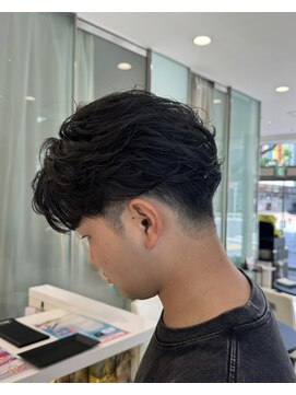 エアー 銀座タワー(AIR) ニュアンスパーマスタイル/刈り上げ/ツーブロック/黒髪