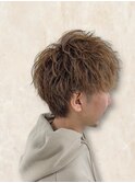 メンズスタイルニュアンスパーマ透明感シルキーベージュカラー