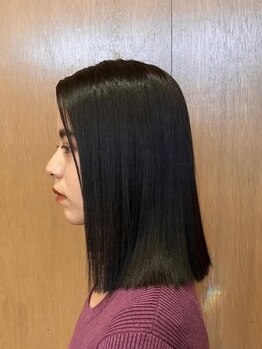 ダカ(DAKA)の写真/《オーダー多数◎髪質改善ストレート》自然な仕上がりに感動！手触りなめらか、まっすぐ過ぎず美しい艶髪へ