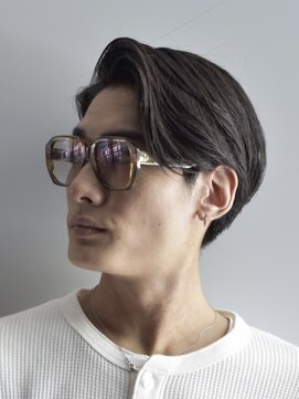 フィフス 大分(fifth) 大分ツーブロック刈り上げセンターパート毛流れニュアンスパーマ