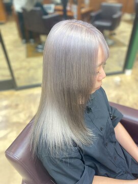 ピュア ポイント 和光店(PURE POINT) ブリーチ/シルバー/グレージュ